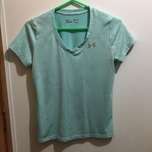 Athletic shirt